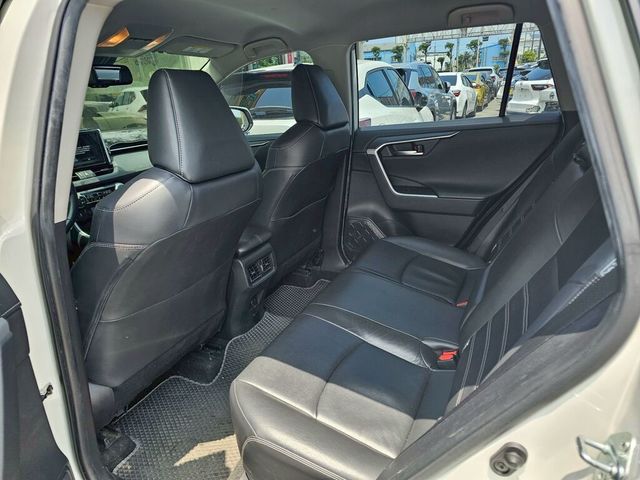TOYOTA豐田 RAV4  第9張相片