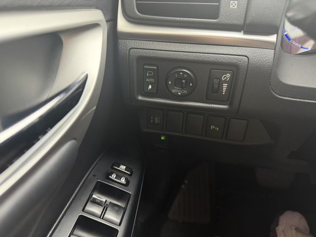 LEXUS凌志 CT200H  第10張相片