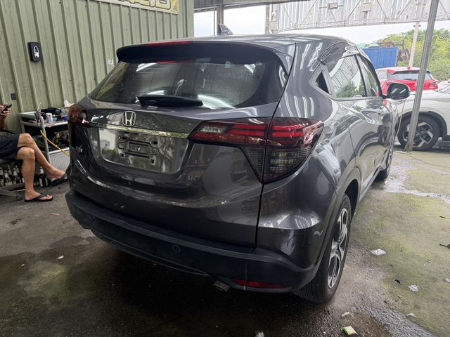 HONDA本田 HR-V  第2張相片
