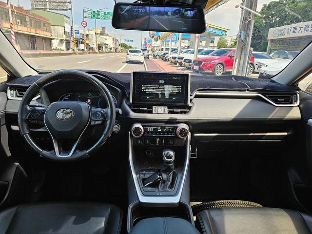 TOYOTA豐田 RAV4  第6張相片