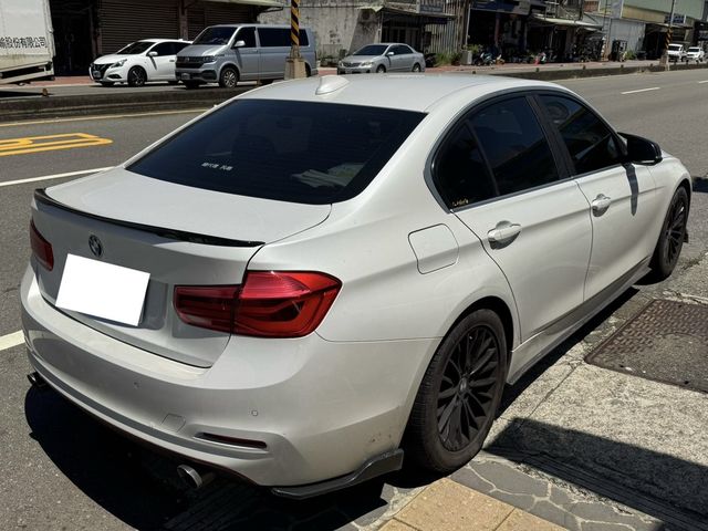 BMW寶馬 318  第2張相片