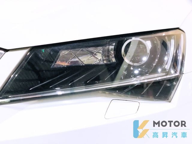 SKODA司科達 SUPERB  第2張相片