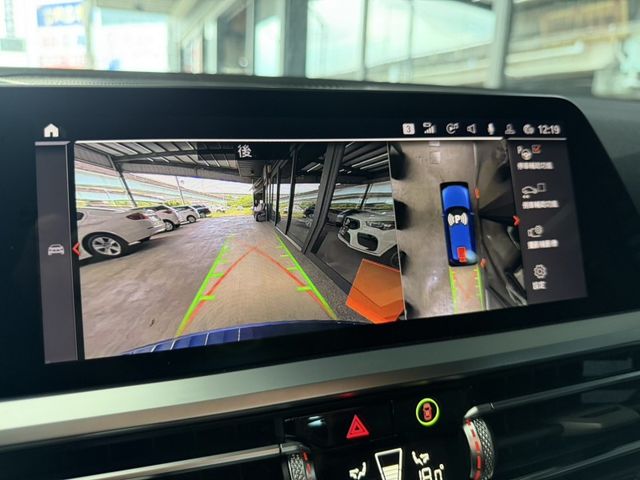 BMW/ 寶馬 320i  第13張相片