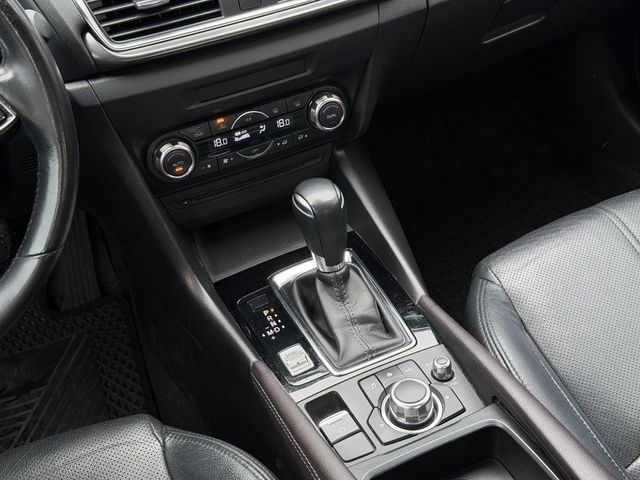 MAZDA馬自達 MAZDA 3  第7張相片