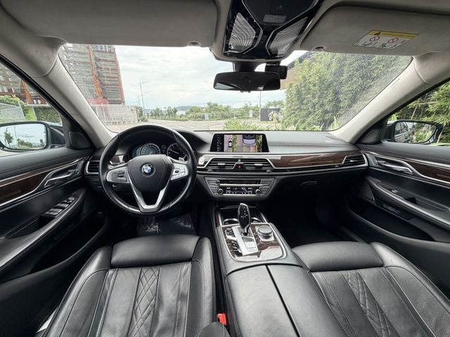 BMW寶馬 740LI LUXURY  第9張相片