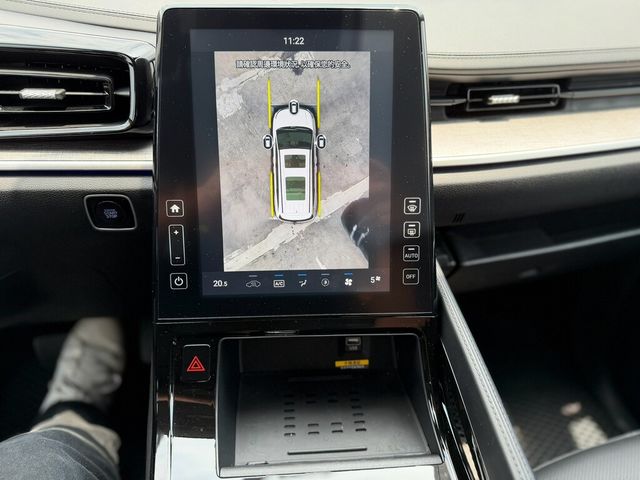 HYUNDAI現代 CUSTIN  第12張相片