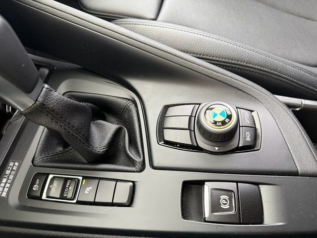 BMW寶馬 X1  第10張相片