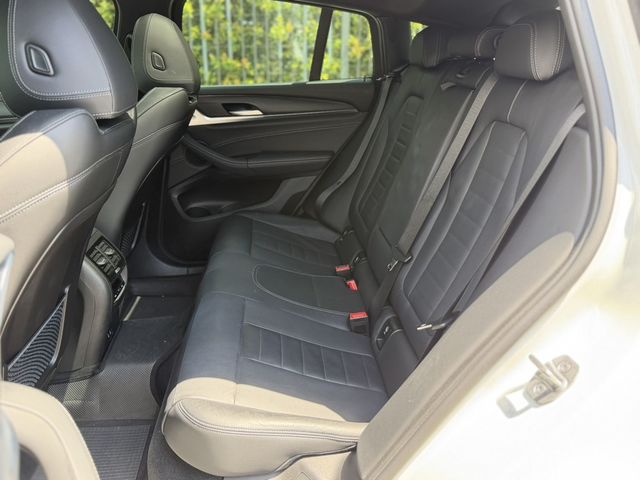 BMW寶馬 X4 XDRIVE30I  第6張相片