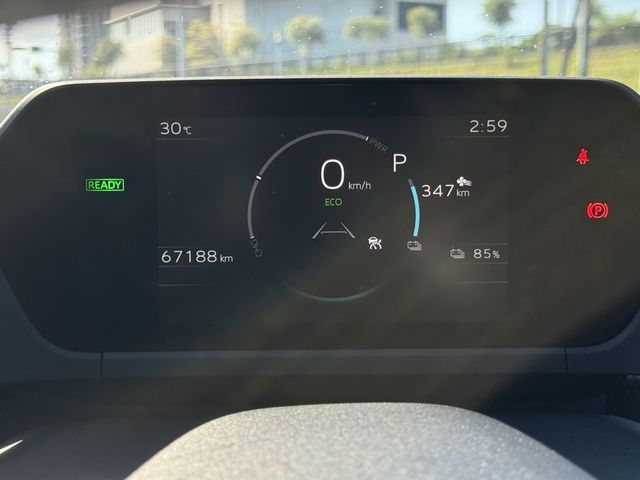 TOYOTA豐田 BZ4X  第9張相片