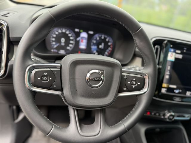 VOLVO富豪 XC40  第10張相片