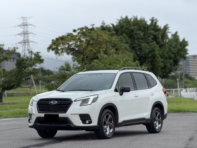 SUBARU速霸陸 FORESTER  第1張相片
