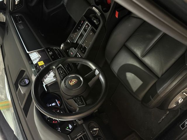 PORSCHE保時捷 MACAN  第5張相片