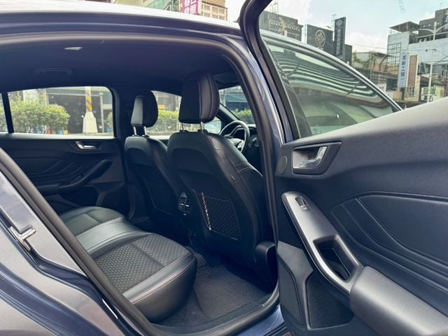 FORD福特 FOCUS  第7張相片