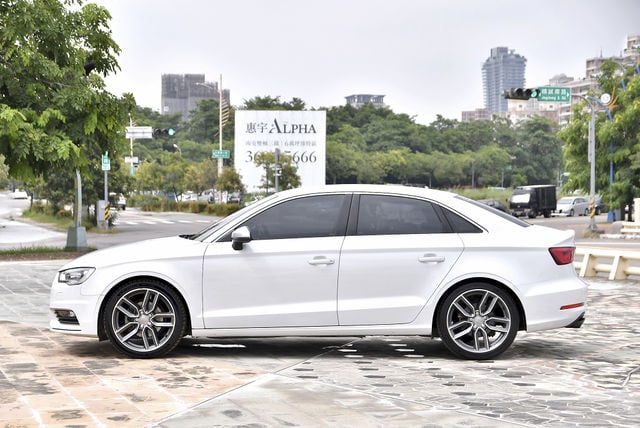 AUDI奧迪 A3 SEDAN  第8張相片
