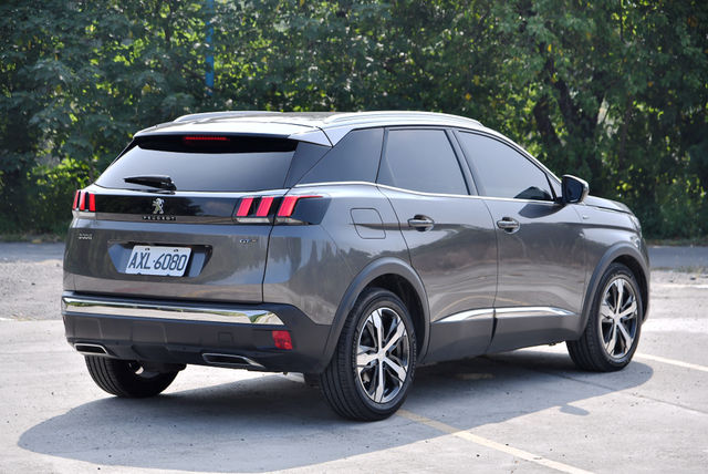 PEUGEOT寶獅 3008  第2張相片