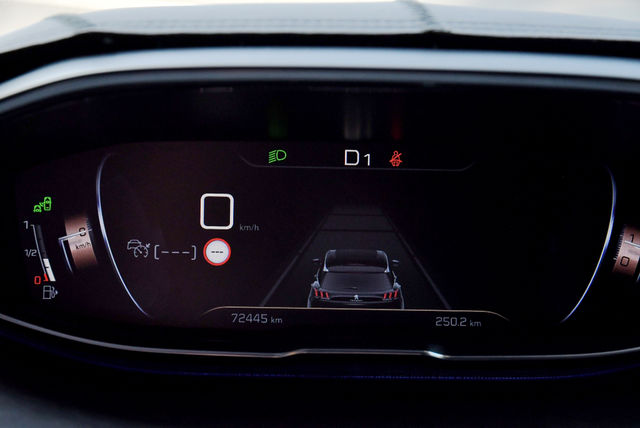 PEUGEOT寶獅 3008  第8張相片