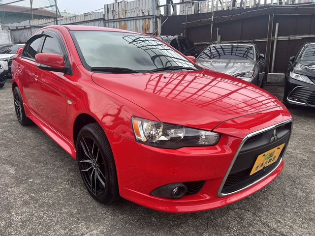 MITSUBISHI三菱 LANCER IO  第3張相片