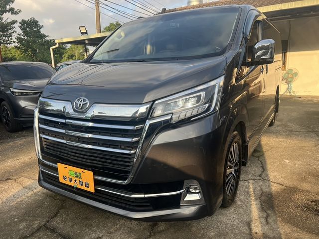 TOYOTA豐田 GRANVIA  第1張相片