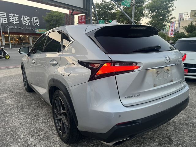 LEXUS凌志 NX200T  第6張相片
