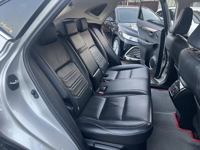LEXUS凌志 NX200T  第9張相片