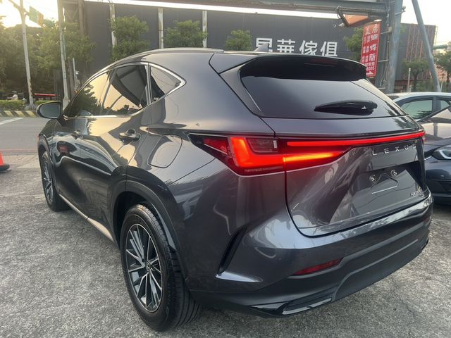LEXUS凌志 NX200  第6張相片