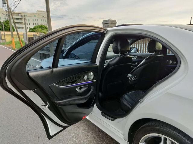 M-BENZ賓士 E300  第6張相片