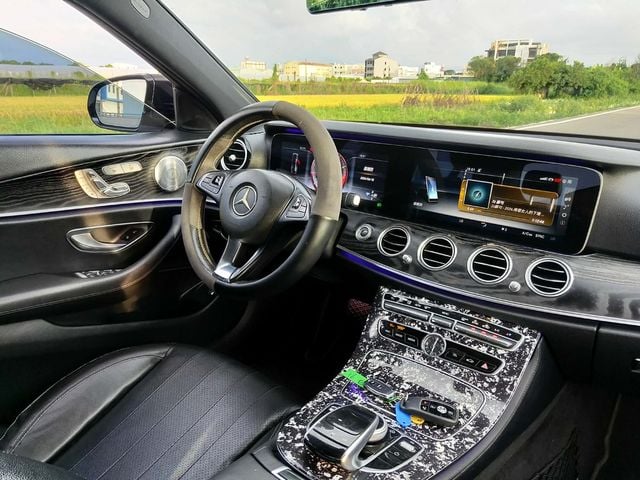 M-BENZ賓士 E300  第11張相片