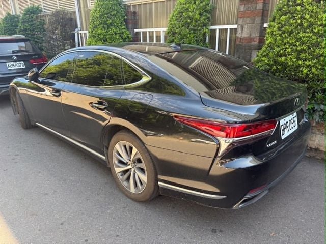 LEXUS凌志 LS350  第4張相片