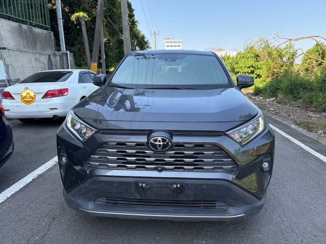 TOYOTA豐田 RAV4  第2張相片