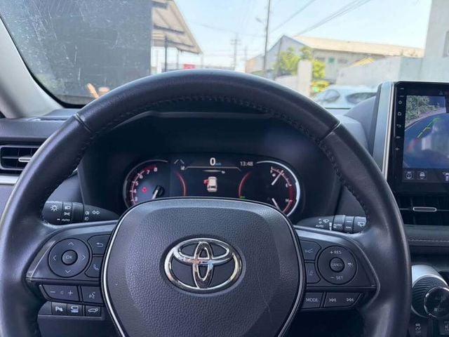 TOYOTA豐田 RAV4  第3張相片