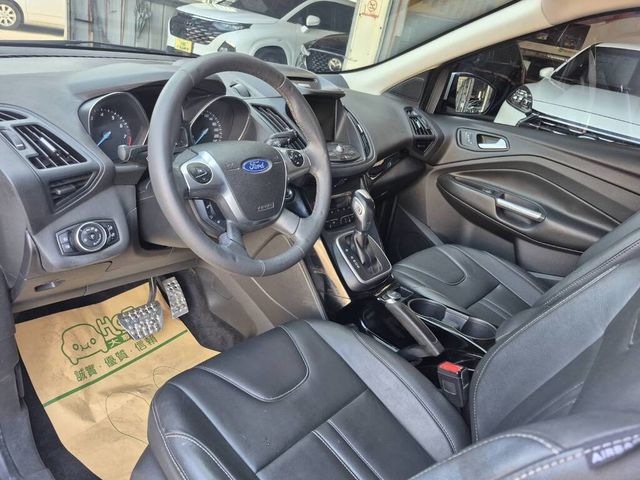 FORD福特 KUGA  第7張相片
