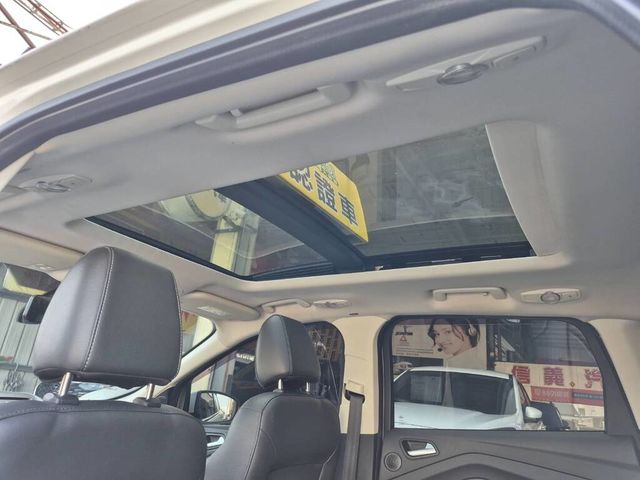 FORD福特 KUGA  第17張相片