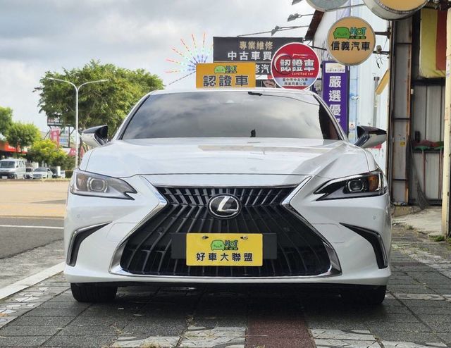 LEXUS凌志 ES300H  第3張相片