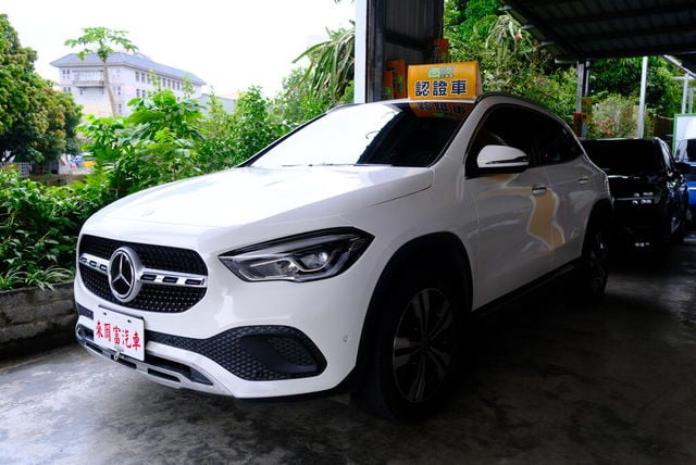 M-BENZ賓士 GLA200  第1張相片