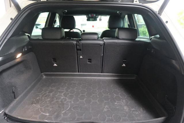 M-BENZ賓士 GLA200  第9張相片