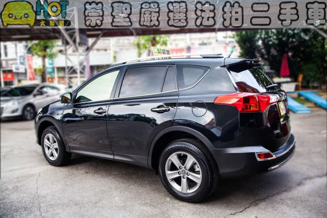 TOYOTA豐田 RAV4  第4張相片