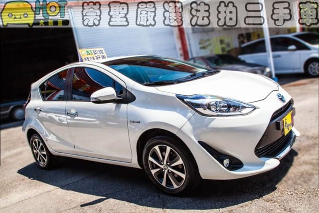 TOYOTA豐田 PRIUS C  第3張相片