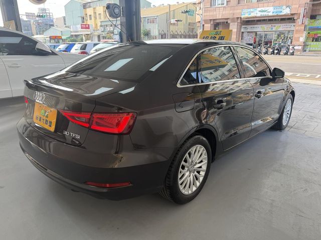 AUDI奧迪 A3 SEDAN  第2張相片