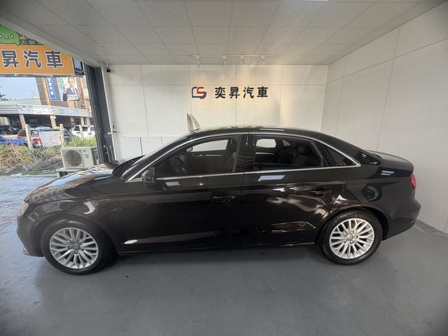 AUDI奧迪 A3 SEDAN  第7張相片