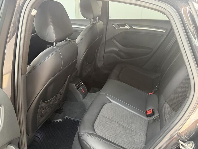 AUDI奧迪 A3 SEDAN  第10張相片