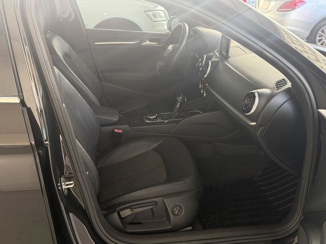 AUDI奧迪 A3 SEDAN  第12張相片