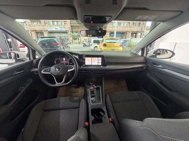 VOLKSWAGEN福斯 GOLF  第5張相片