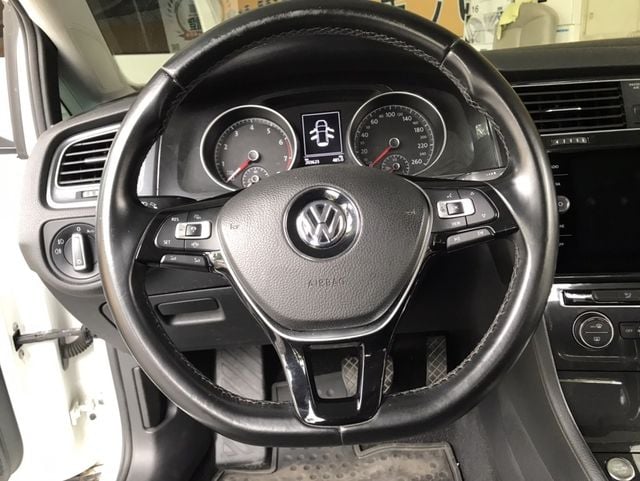 VOLKSWAGEN福斯 GOLF  第6張相片