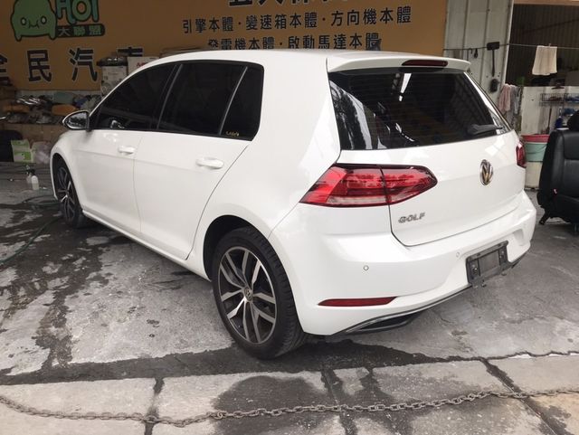 VOLKSWAGEN福斯 GOLF  第15張相片