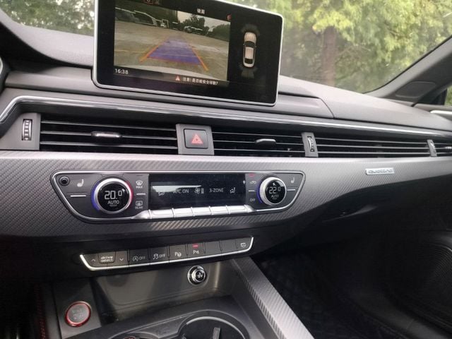 Audi RS5  第10張相片