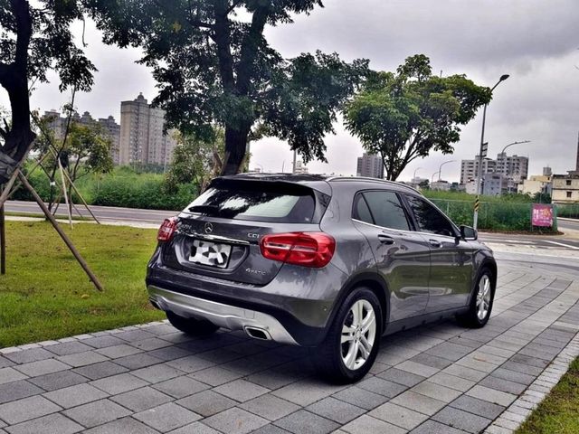 Mercedes-Benz/賓士 GLA200d  第8張相片