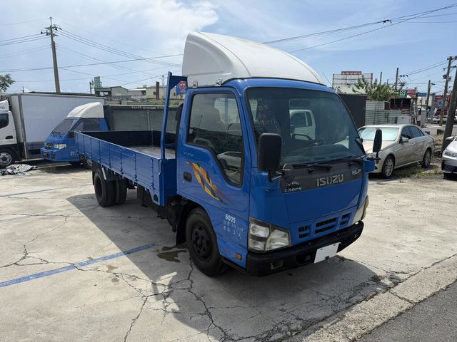 ISUZU五十鈴 ELF  第3張相片