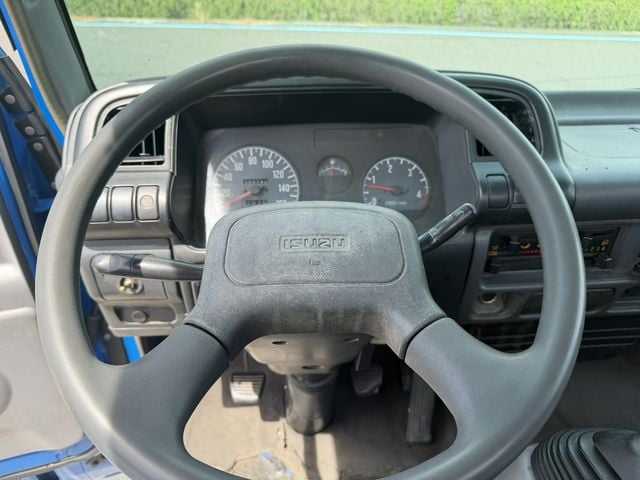 ISUZU五十鈴 ELF  第4張相片