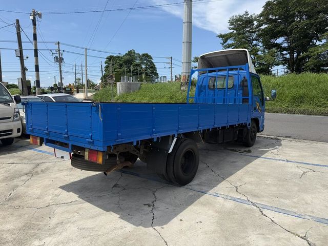 ISUZU五十鈴 ELF  第10張相片