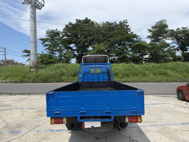 ISUZU五十鈴 ELF  第11張相片